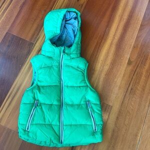 H&M Vest beauty Kelly Green Color